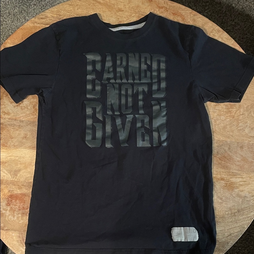 Black Nike Graphic T-Shirt